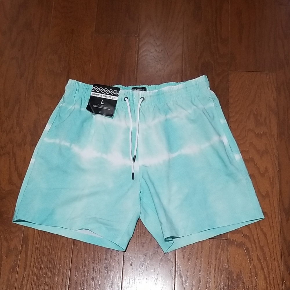 NEW! Blue Volley Swim Trunks Sz Large NWT